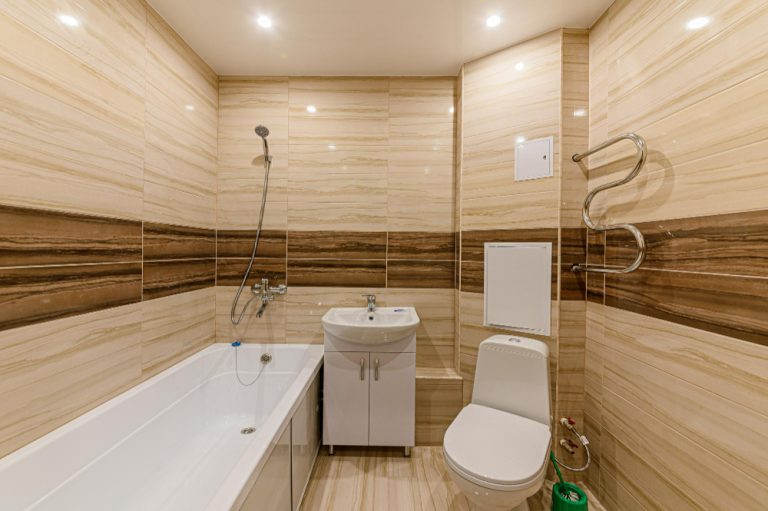 Optimiser pour aménager une petite salle de bain